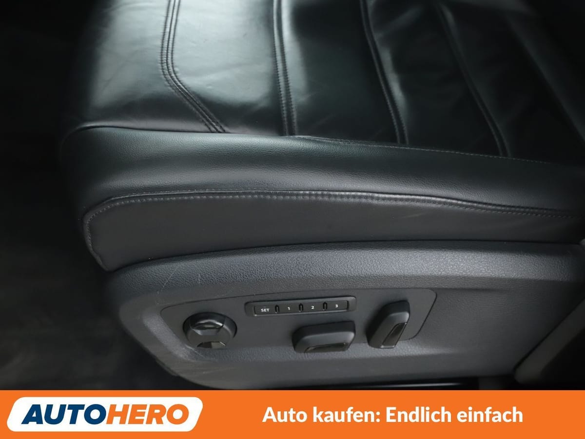 Volkswagen T6 Multivan 2.0 TDI Highline 4Motion Aut. NAVI foto 25