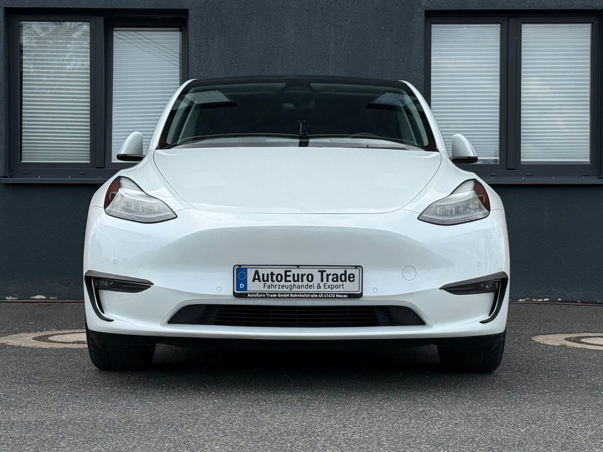 Tesla Model Y Performance Dual AWD SOH 91,4% NEU TÜV foto 5
