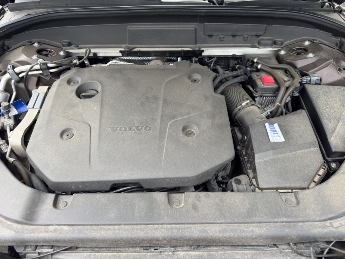 Volvo XC60 B4 Diesel Inscription AWD HUD StandHZG AHK foto 22