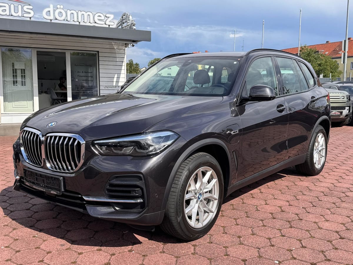 BMW X5 xDrive45e SPORT 2022
