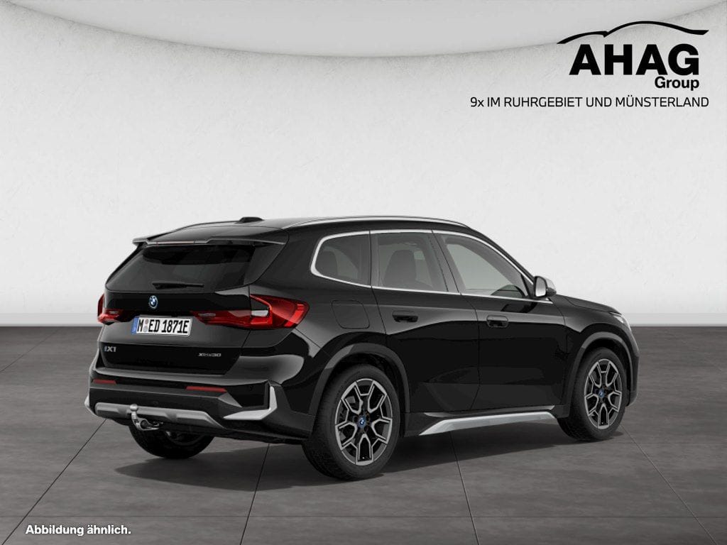 BMW iX1 xDrive30 xLine foto 2