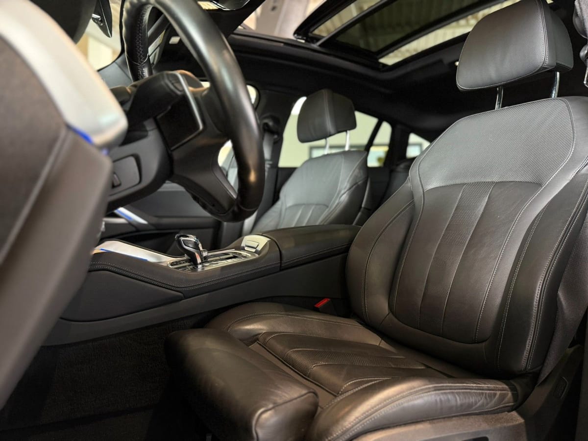 BMW X6 M50 i*Ambiente*Pano.*AHK*HUD*360°*H/K* foto 16