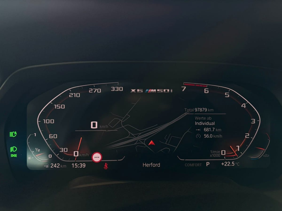 BMW X6 M50 i*Ambiente*Pano.*AHK*HUD*360°*H/K* foto 18