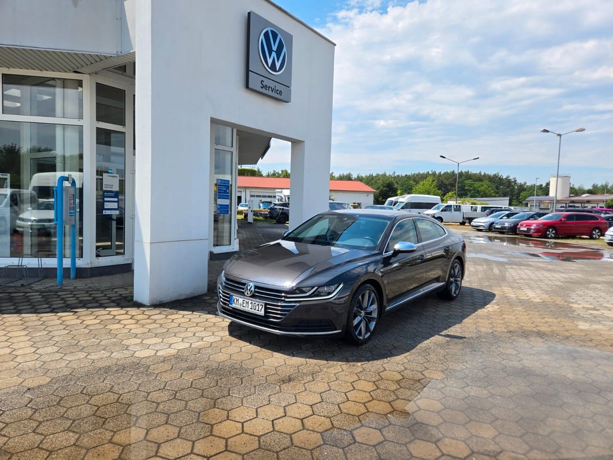 Volkswagen Arteon Elegance Panoramadach LED Standhz ACC DSG