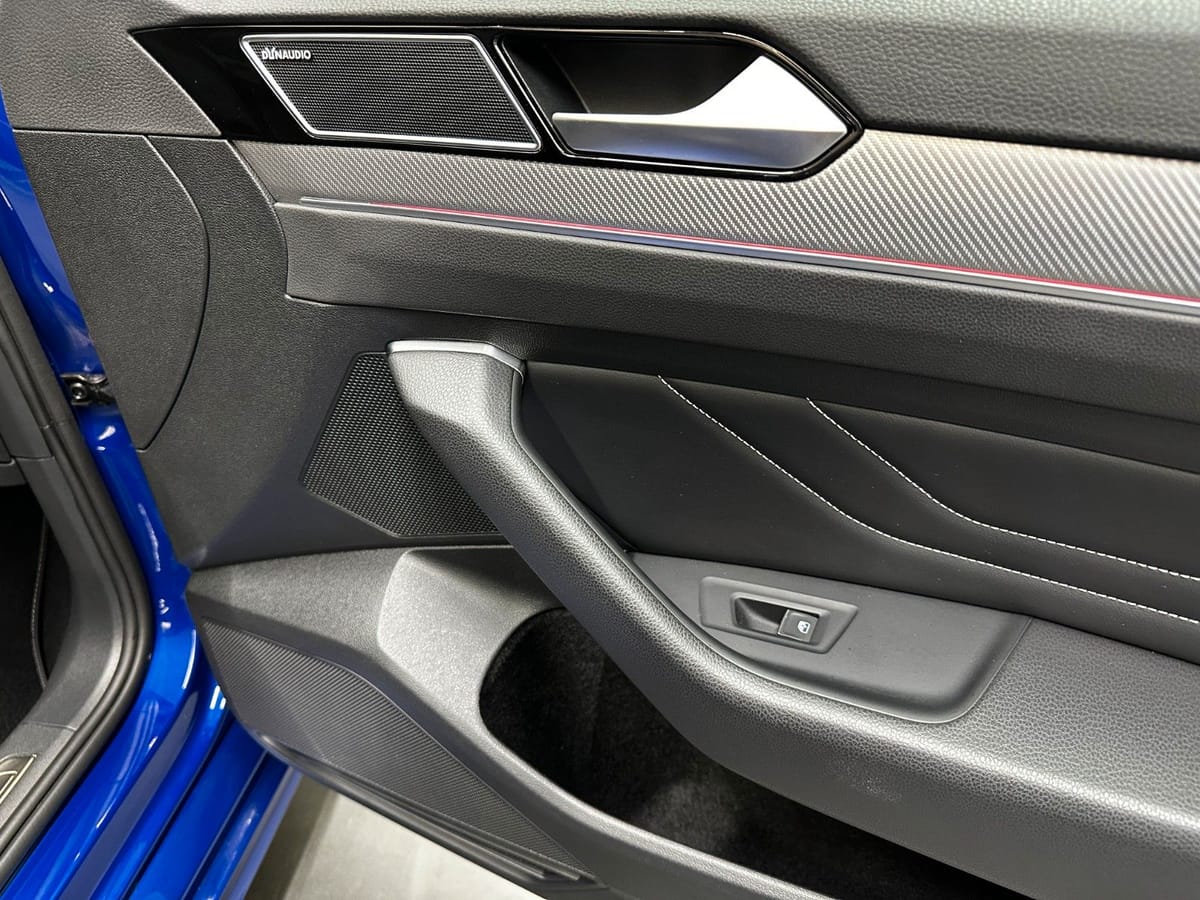 Volkswagen Passat Var. R-Line 4M SLS-TUNING 1.HD 360° STHZ foto 22