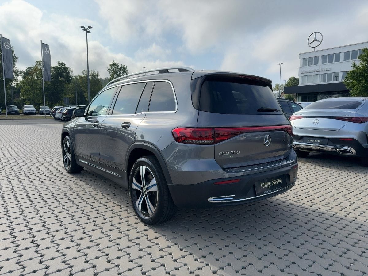 Mercedes-Benz EQB 300 4M PROGRESSIVE ADV.+PANO+AMBIENT+LED+FLA foto 3