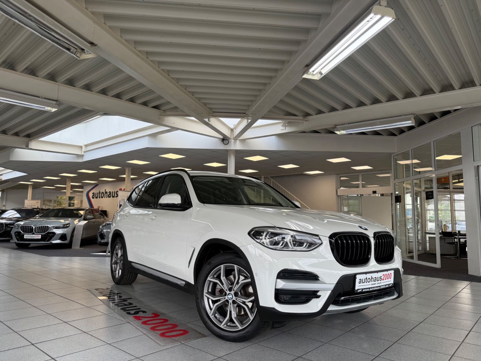 BMW X3 xDrive 20d xLine AUT. LED CAM AHK MEMORY foto 1