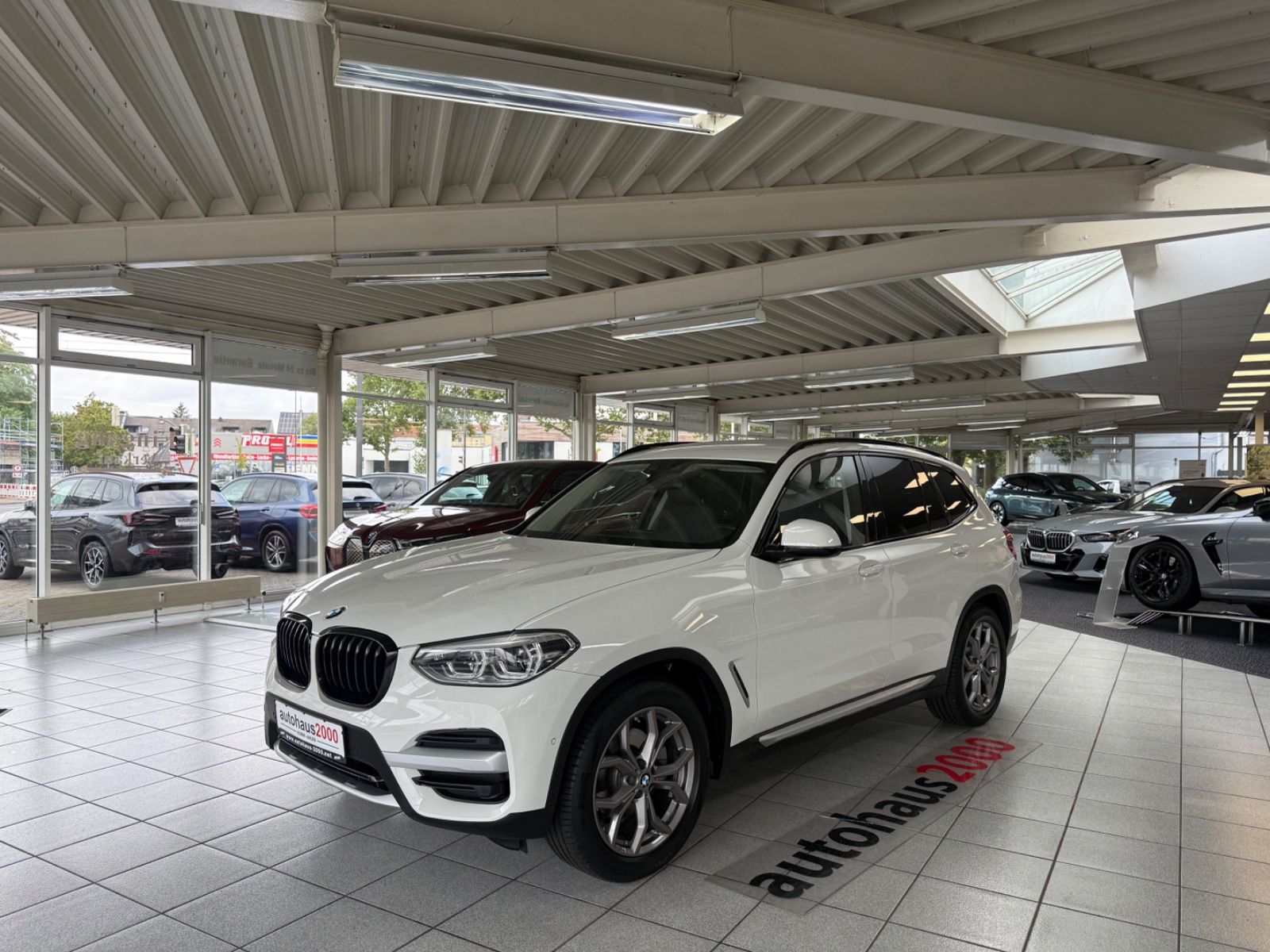BMW X3 xDrive 20d xLine AUT. LED CAM AHK MEMORY foto 4