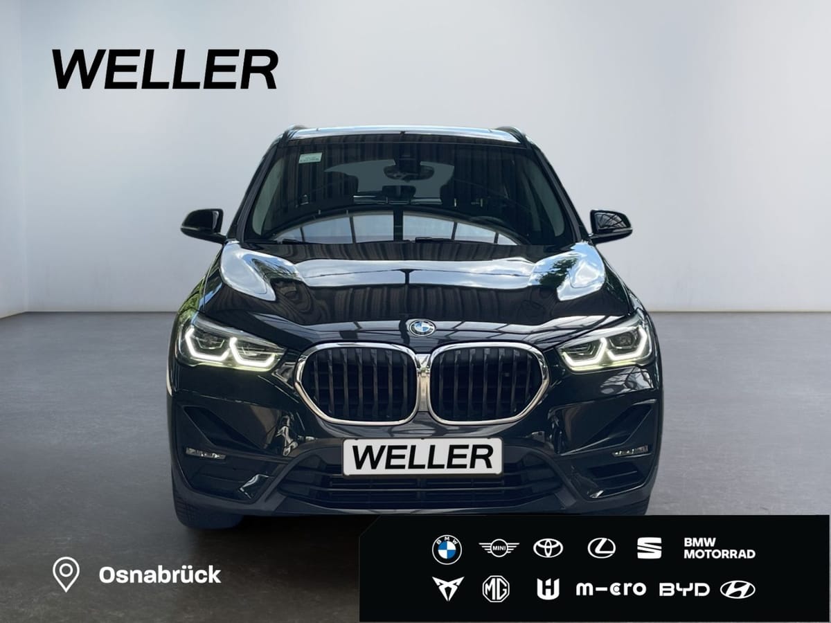 BMW X1 sDrive20i Sport Line PANO SHZ PDC ACC foto 2