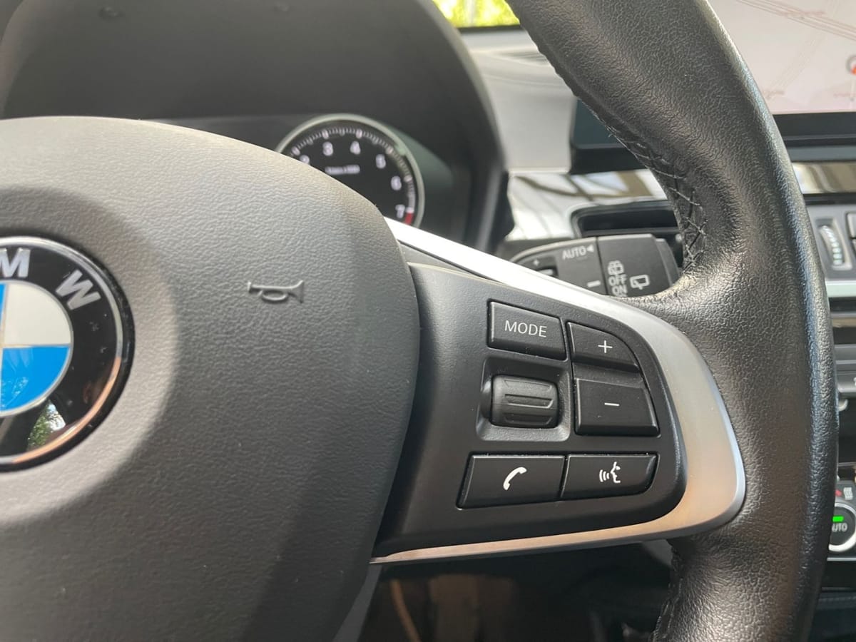 BMW X1 sDrive20i Sport Line PANO SHZ PDC ACC foto 25