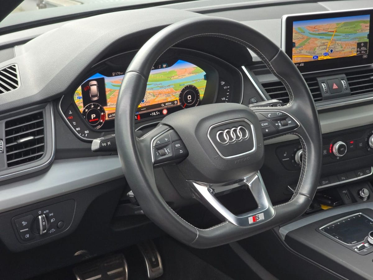 Audi SQ5 3.0 TDI quattro (Digital Tacho Alcantara) foto 19