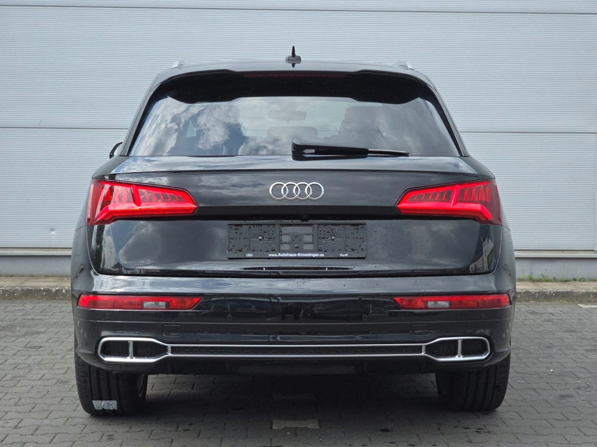 Audi SQ5 3.0 TDI quattro (Digital Tacho Alcantara) foto 10