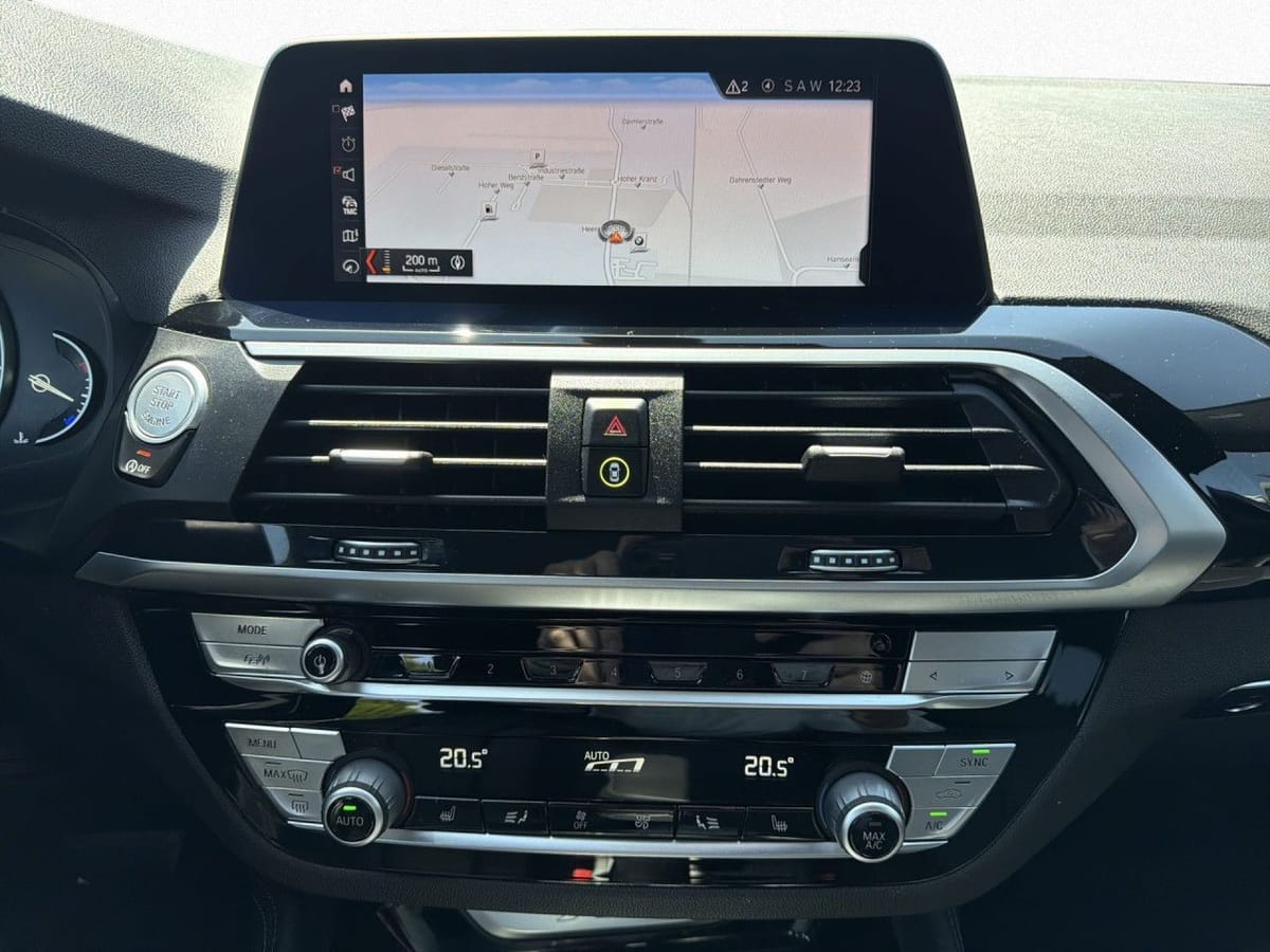 BMW X4 xDrive20i Head-Up Adapt.LED-SW RF-Kamera Navi foto 15