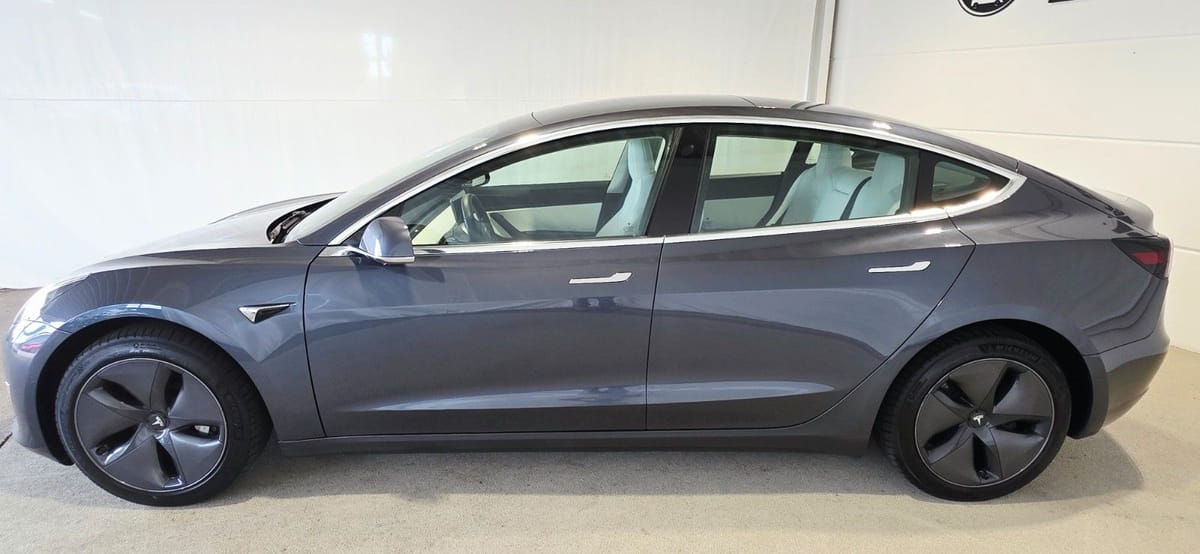 Tesla Model 3 Long Range Dual AWD foto 2