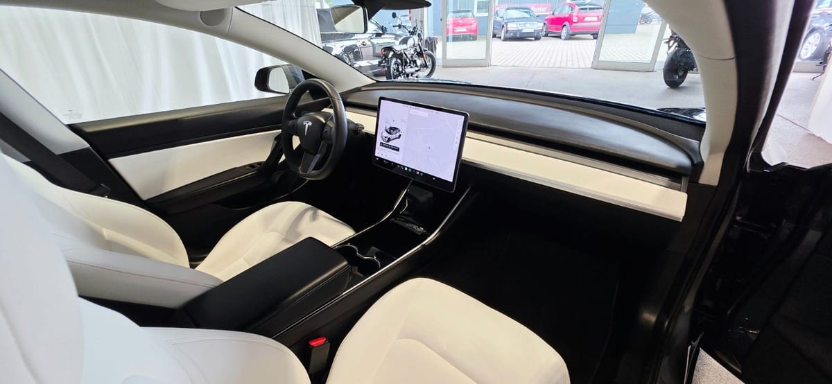 Tesla Model 3 Long Range Dual AWD foto 16