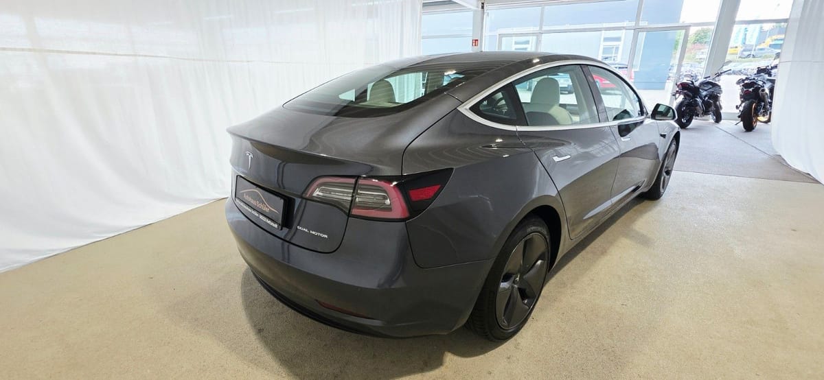 Tesla Model 3 Long Range Dual AWD foto 5