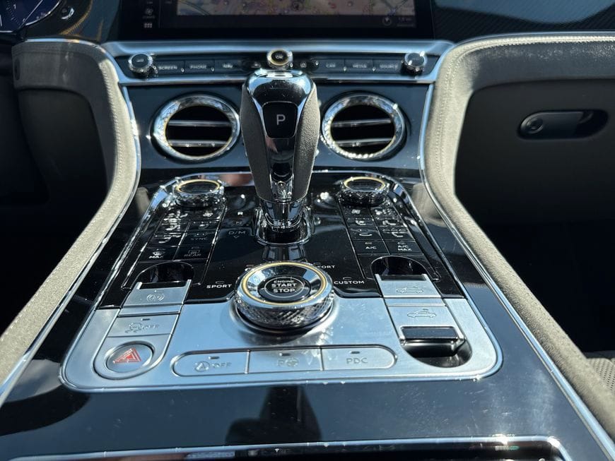 Bentley New Continental GTC W12 Speed foto 16