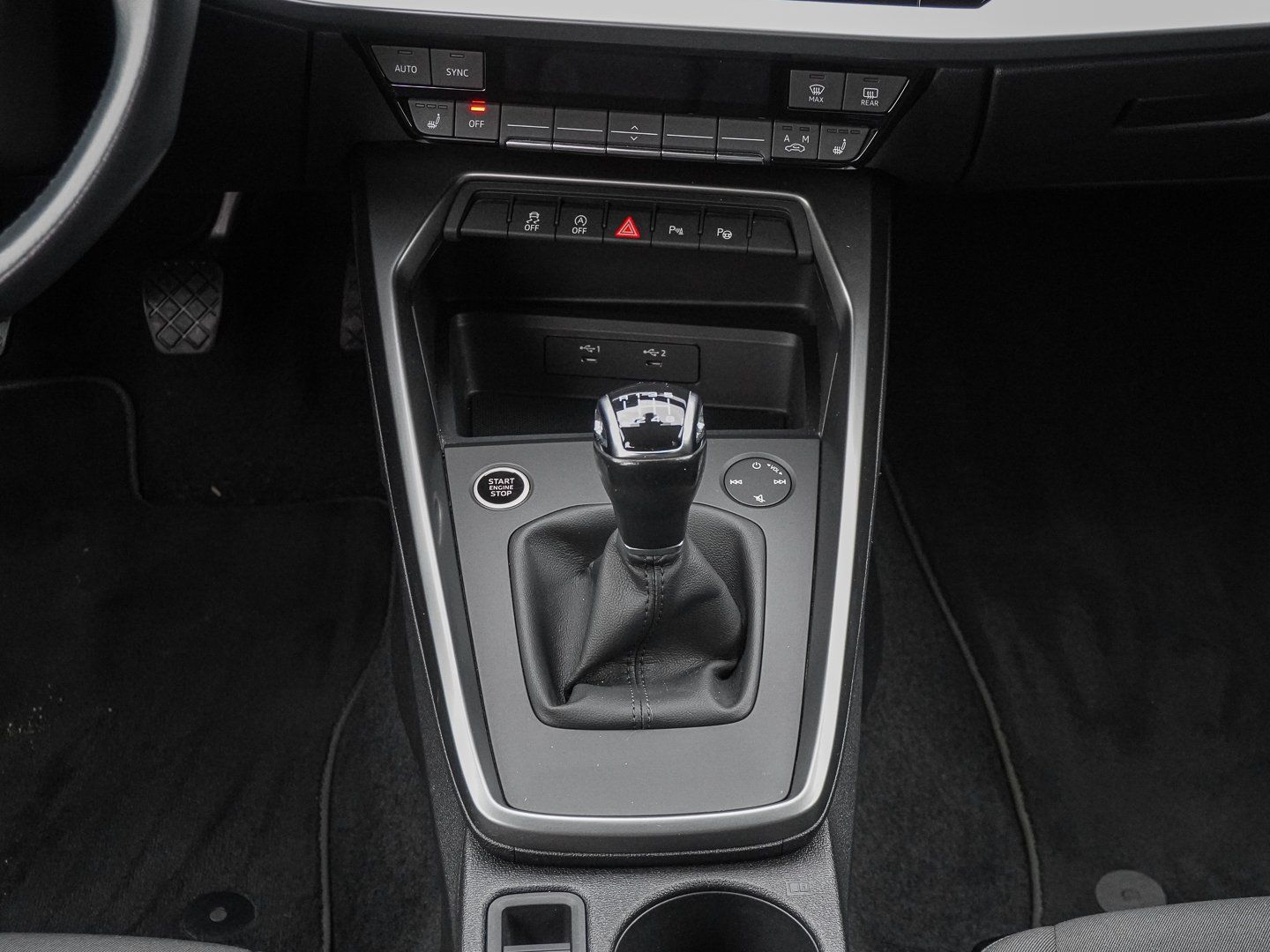 Audi A3 Sportback 30 TDI LED NAVI SHZ SPUR 18ALU foto 13