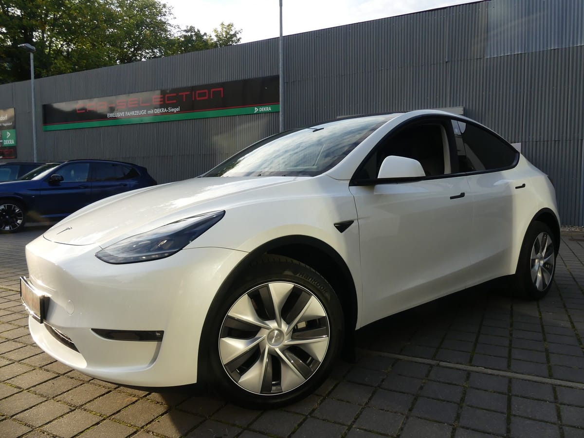 Tesla Model Y Long Range Dual AWD 378KW PANO LED KAM foto 2