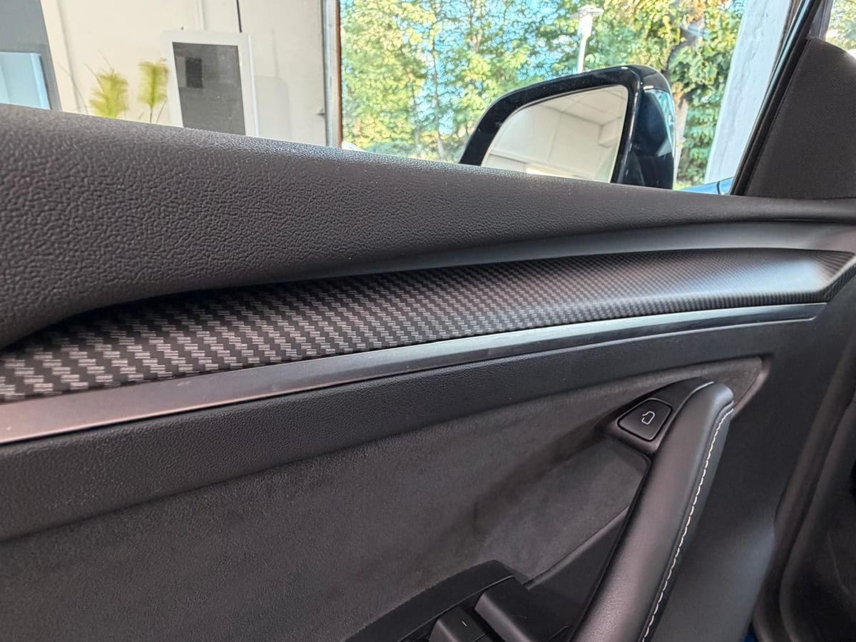 Tesla Model Y RWD Premium Matrix Autopilot AHK 20 Zoll foto 13