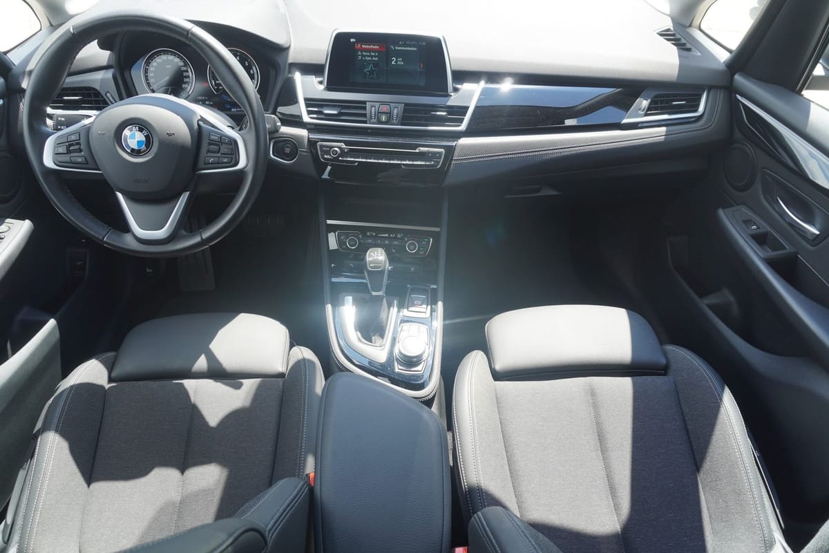 BMW 225 xe Sport Line xDrive LED Navi Sitzheizung foto 17