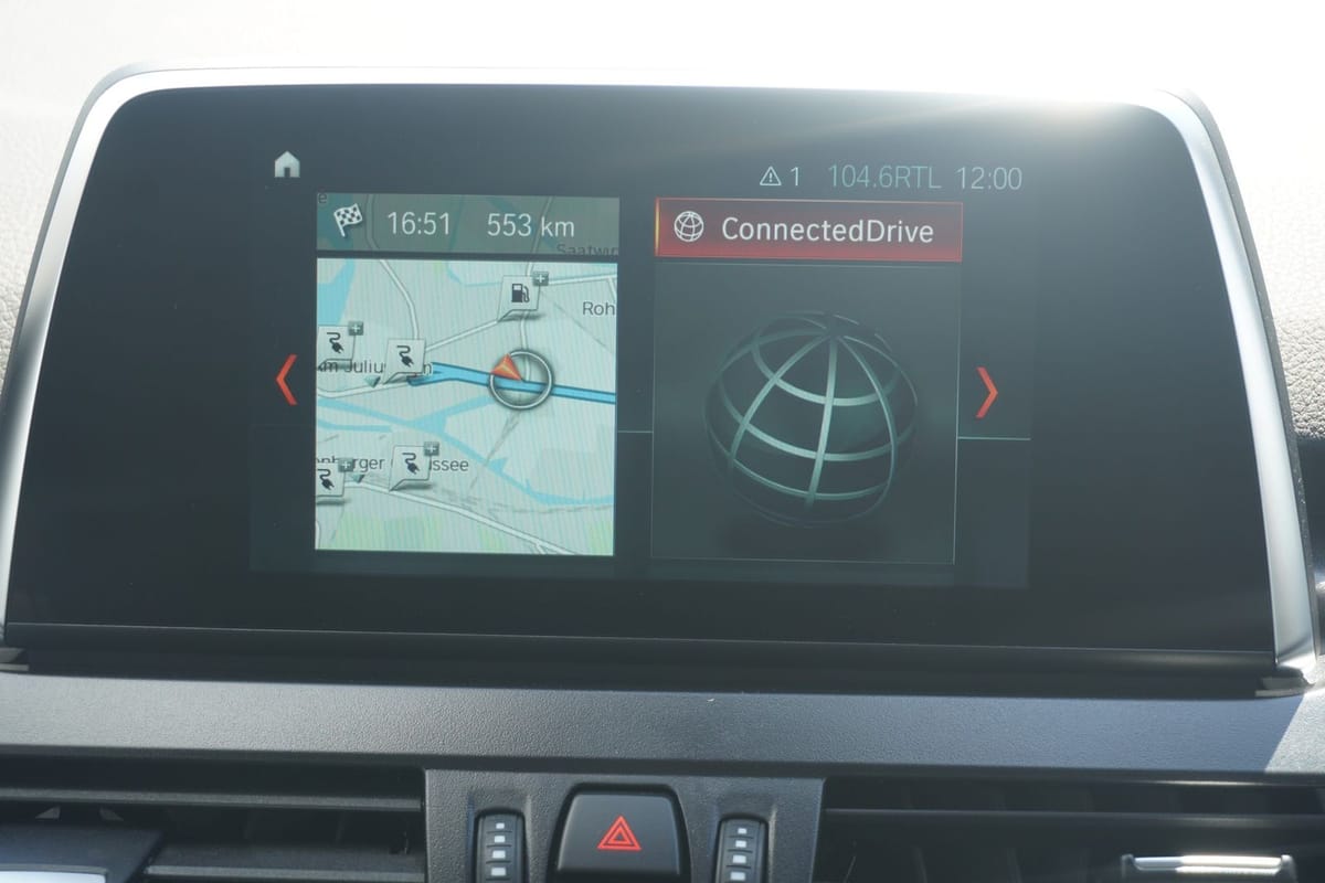 BMW 225 xe Sport Line xDrive LED Navi Sitzheizung foto 23