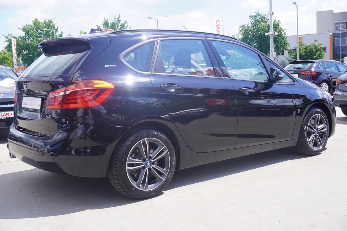 BMW 225 xe Sport Line xDrive LED Navi Sitzheizung foto 8