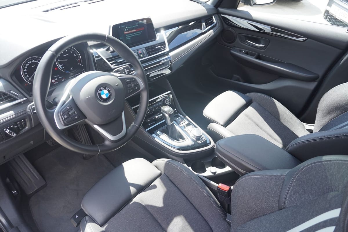 BMW 225 xe Sport Line xDrive LED Navi Sitzheizung foto 10