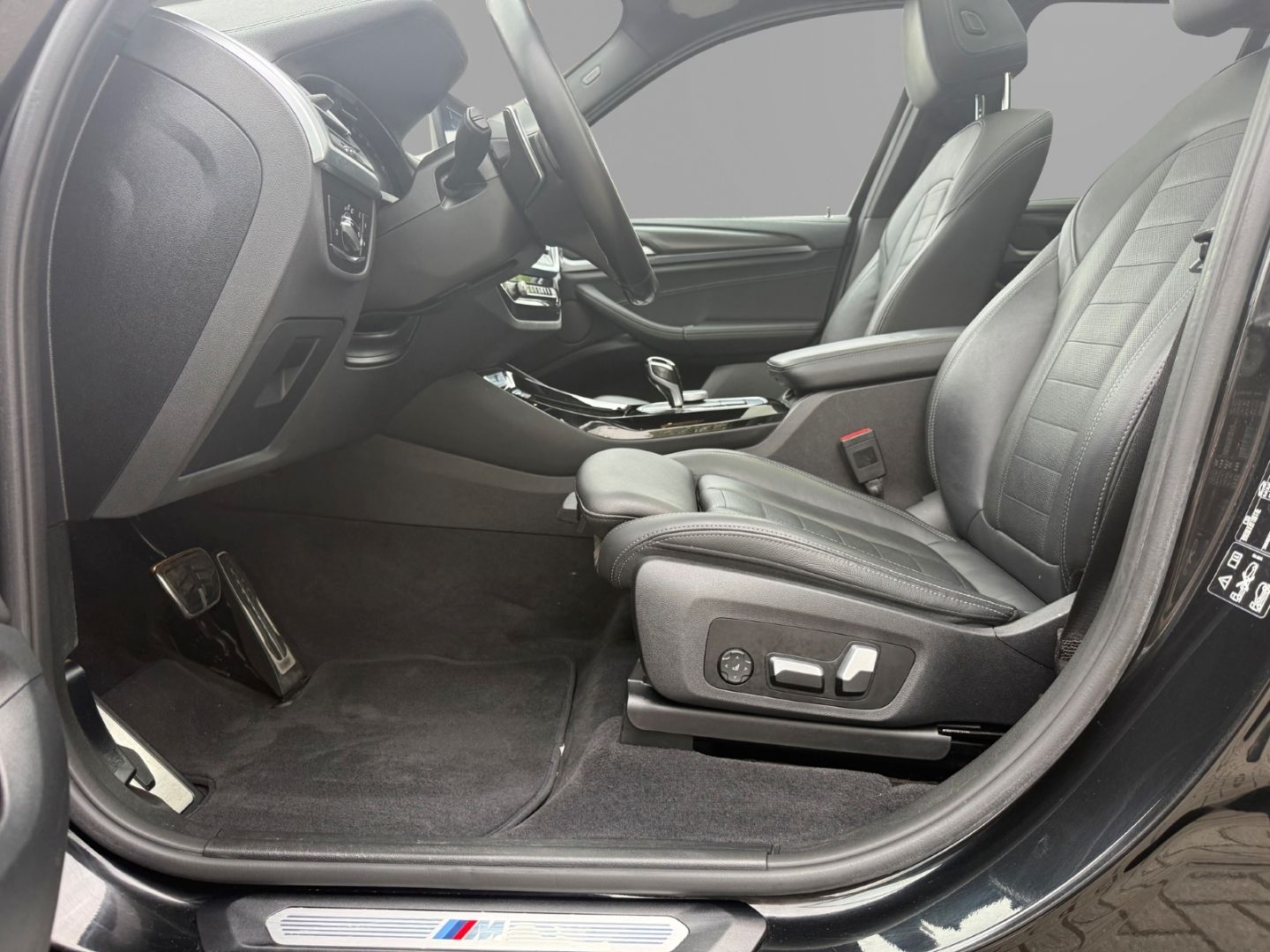 BMW X3 M40d HUD/StHZG/AHK/Pano/H&K/Navi/Car Play foto 6