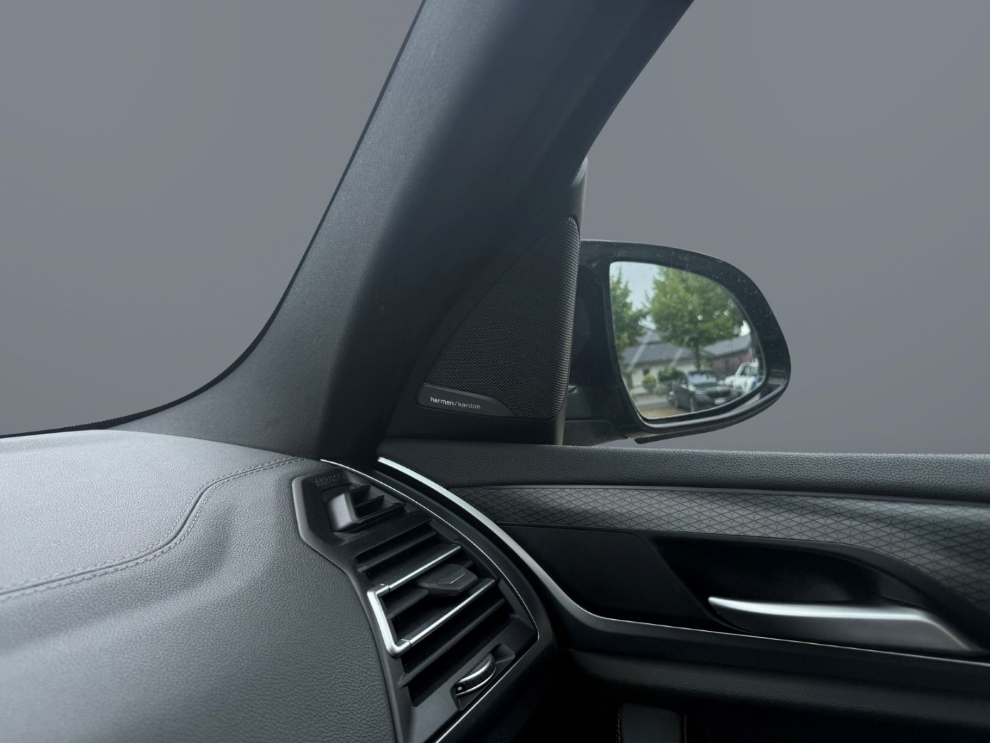 BMW X3 M40d HUD/StHZG/AHK/Pano/H&K/Navi/Car Play foto 7