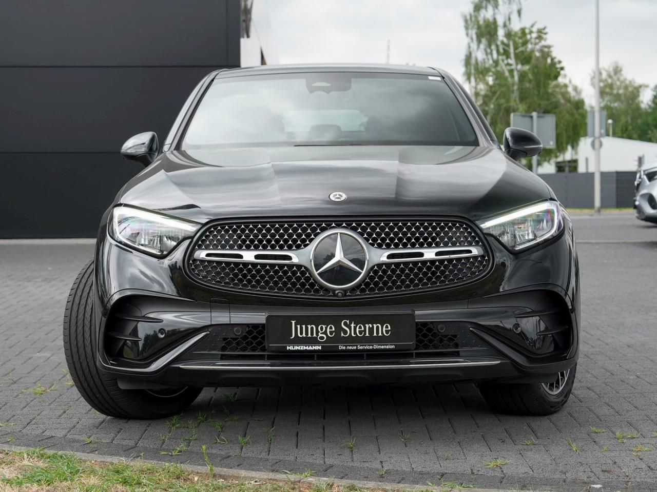 Mercedes-Benz GLC 220 d 4M Coupé AMG Panorama Distronic Standh foto 2