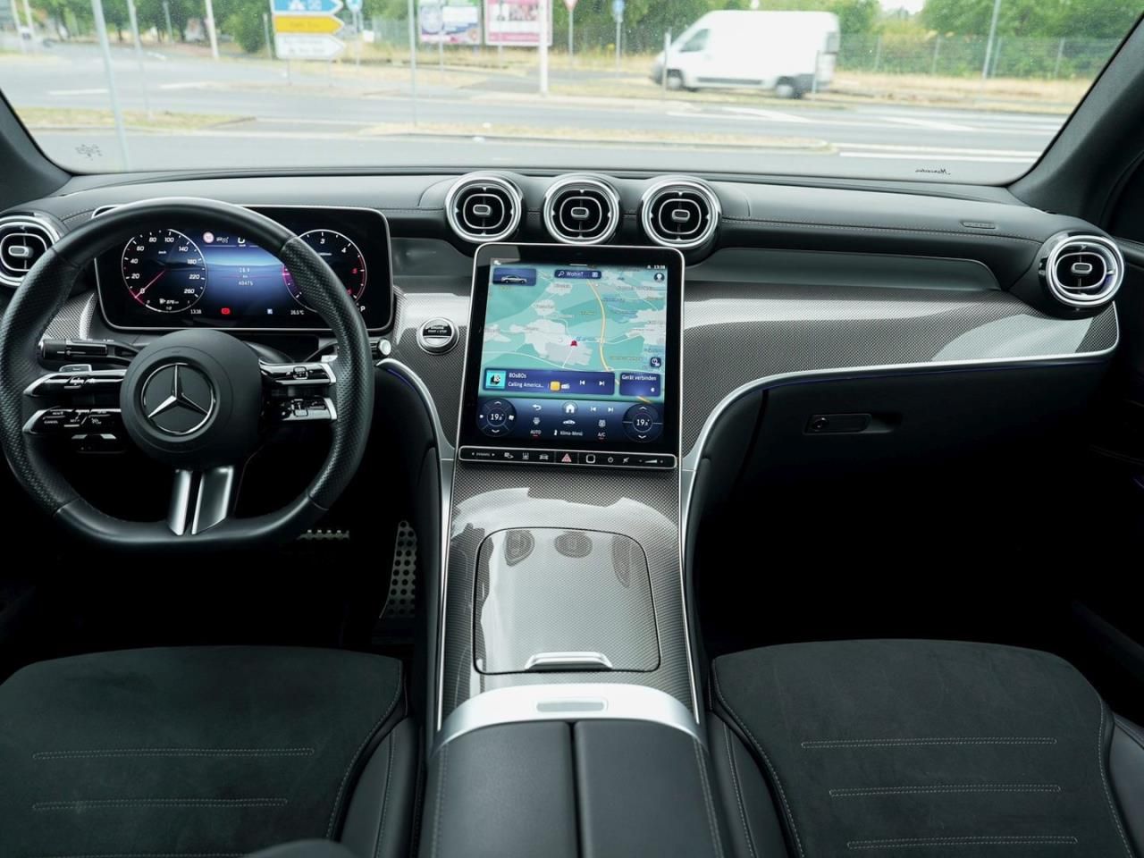 Mercedes-Benz GLC 220 d 4M Coupé AMG Panorama Distronic Standh foto 12