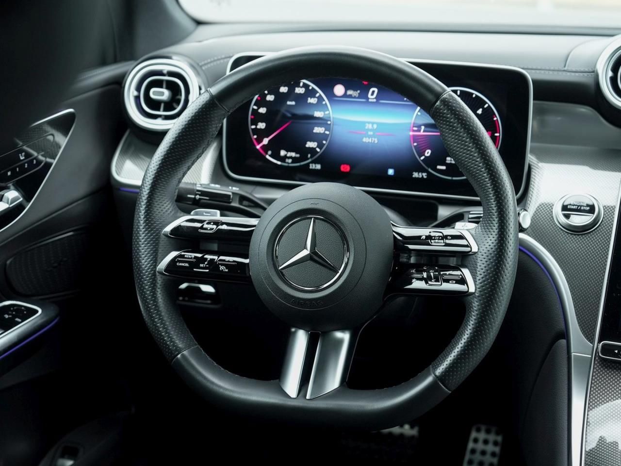 Mercedes-Benz GLC 220 d 4M Coupé AMG Panorama Distronic Standh foto 8
