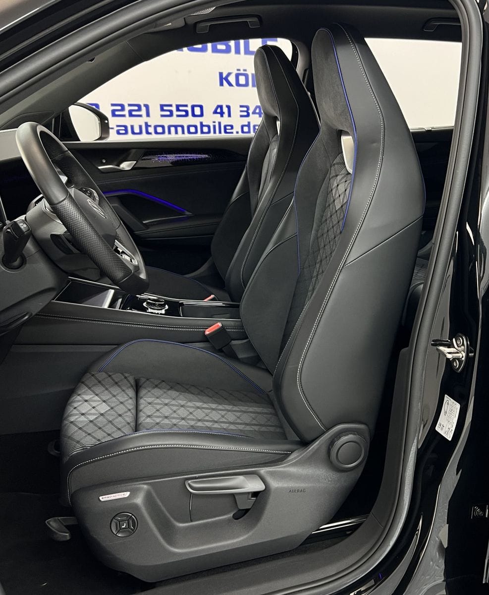 Volkswagen Tayron R-Line 7Sitz 2.0TDI 110kW NAVI LED P.Dach foto 19