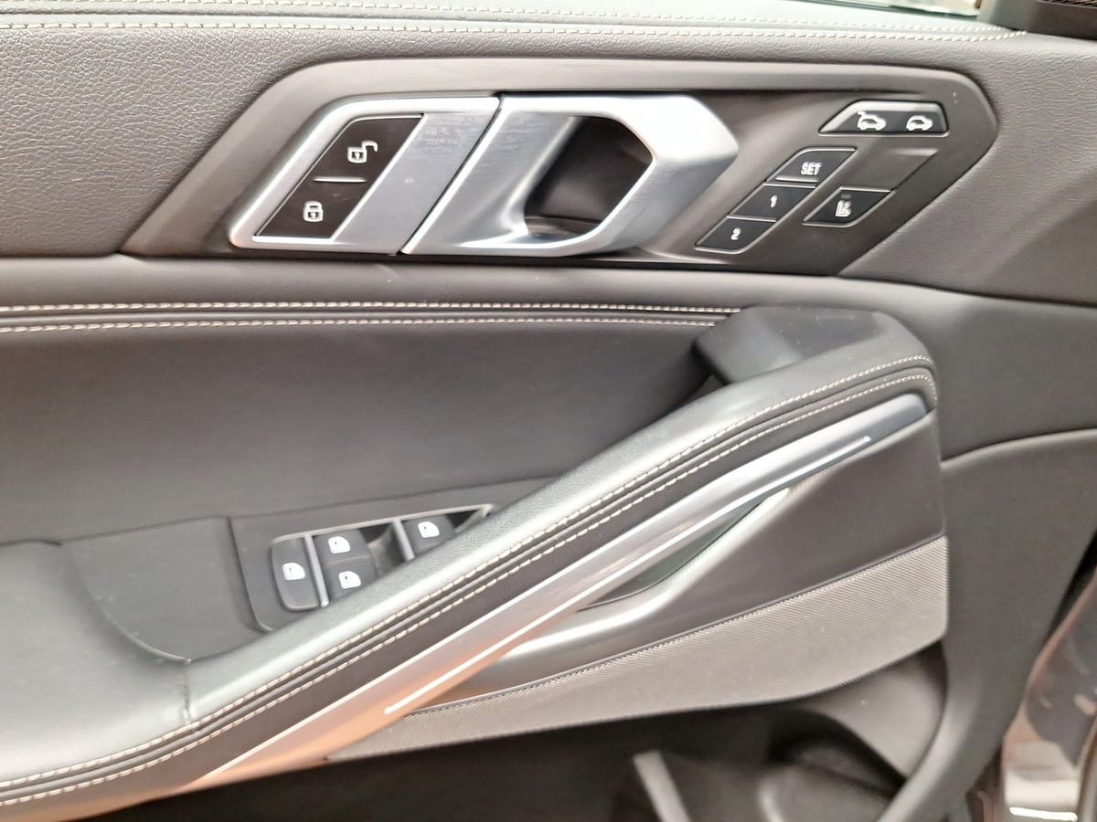 BMW X6 xDrive40d M Sport AHK Driv.Assist.Prof Laser foto 16