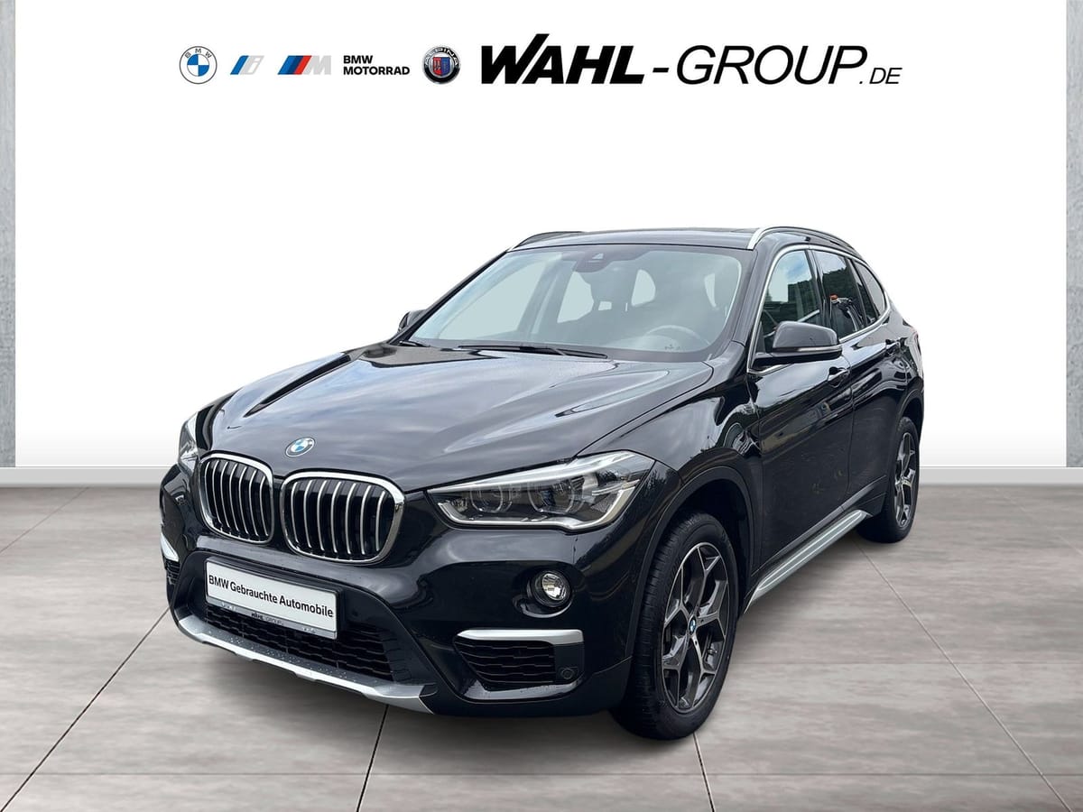 BMW X1 xDrive20d XLINE AUT NAVI LED AHK PANO RFK GRA