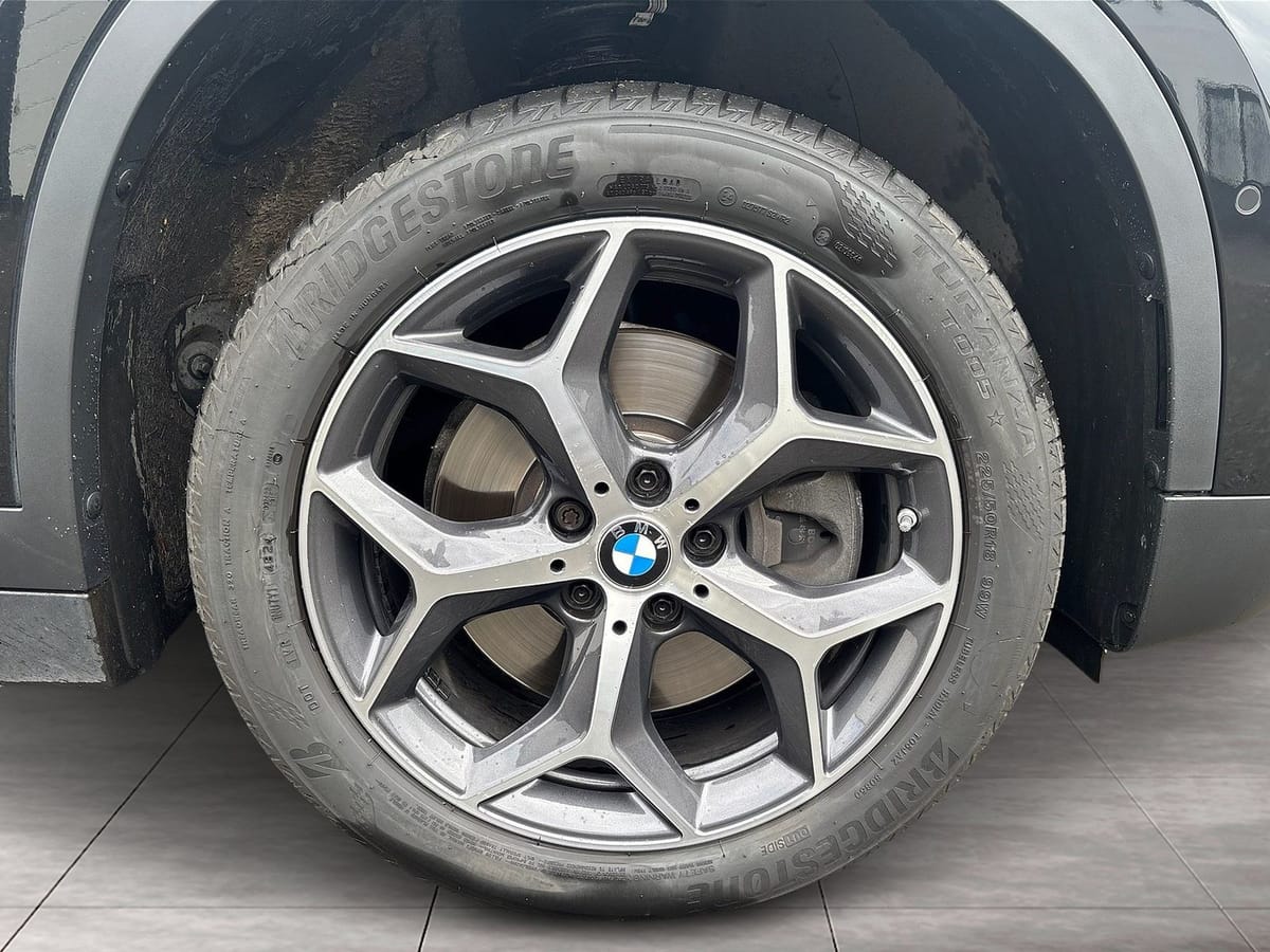 BMW X1 xDrive20d XLINE AUT NAVI LED AHK PANO RFK GRA foto 7