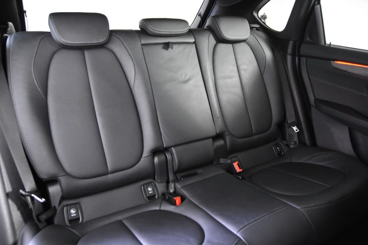 BMW 225 xe Luxury *1.Hand*Pano.*Leder*Ambiente* foto 16