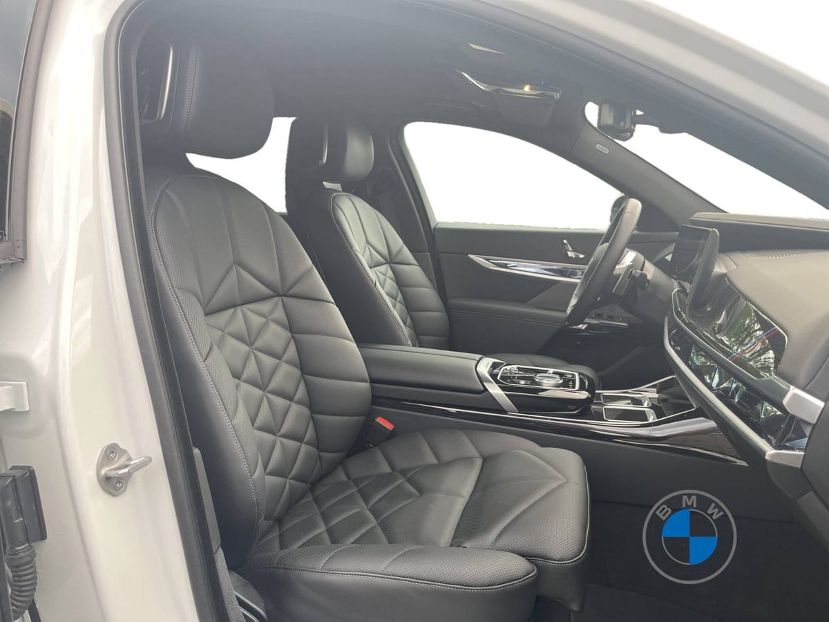 BMW 740d xDrive M Sport 21" AHK Skylounge Standhzg. foto 19