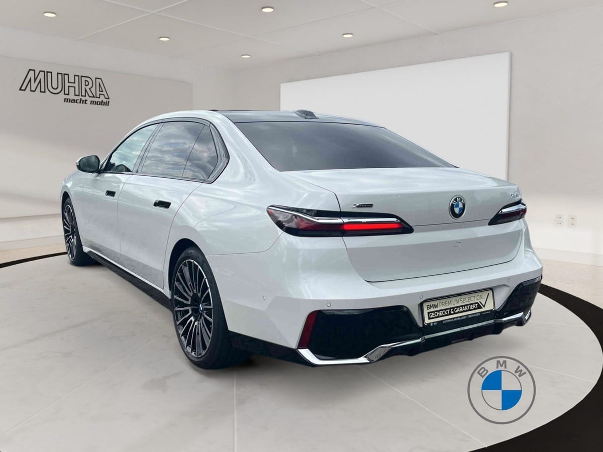BMW 740d xDrive M Sport 21" AHK Skylounge Standhzg. foto 4