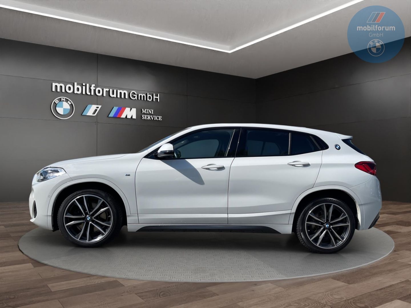 BMW X2 xDrive20i M-Sport HUD Navi Plus Kamera HiFi foto 4