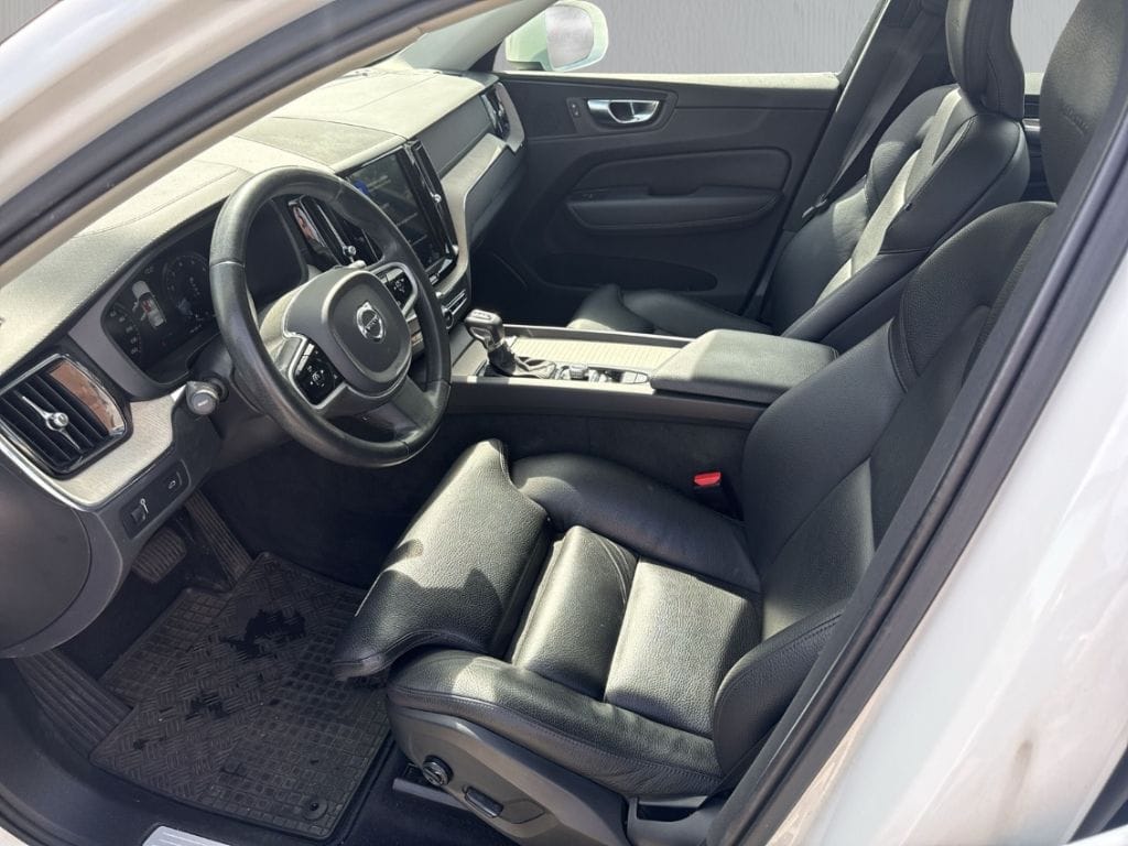 Volvo XC60 T6 AWD Inscription AHK Pano LED Sound Alarm foto 13