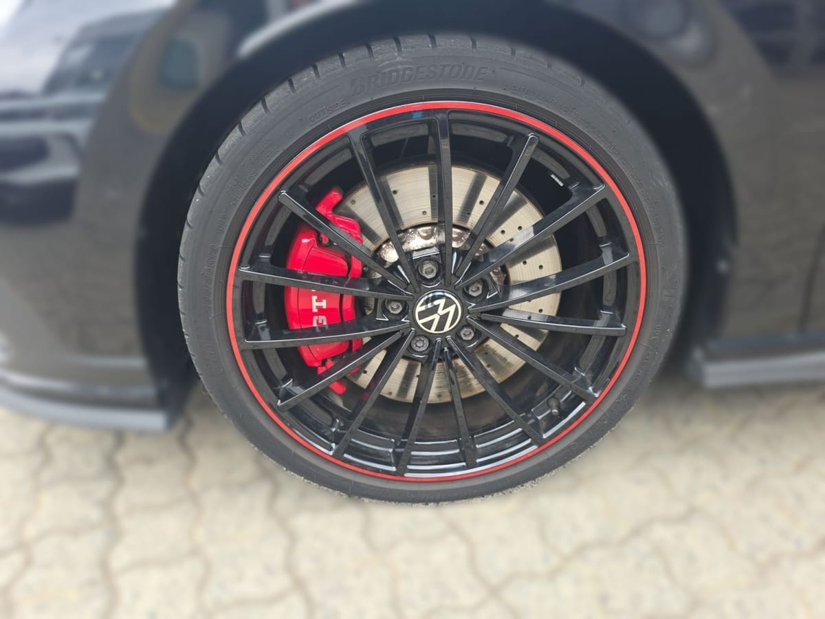 Volkswagen Golf VIII 2.0 TSI DSG GTI Clubsport Navi IQ.LIGH foto 3