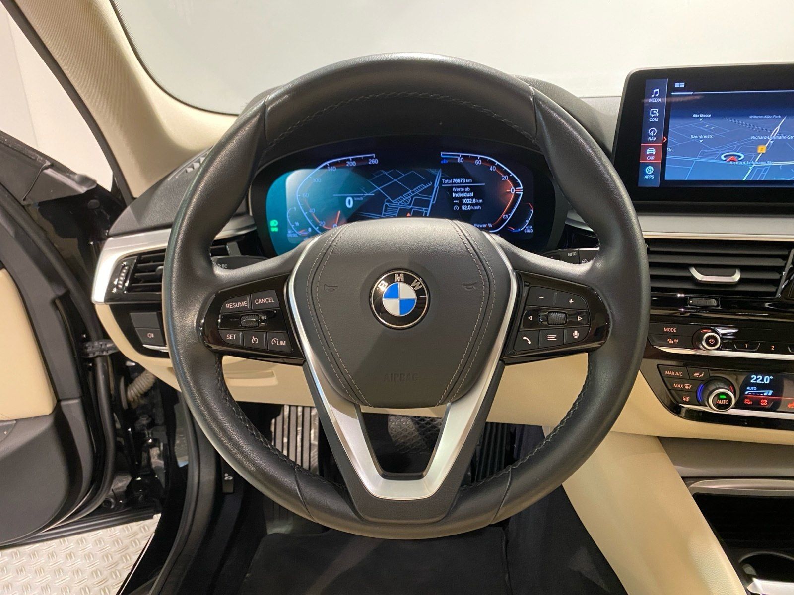 BMW 520d Touring AHK LiveCockpitProf Kamera Alarm foto 8