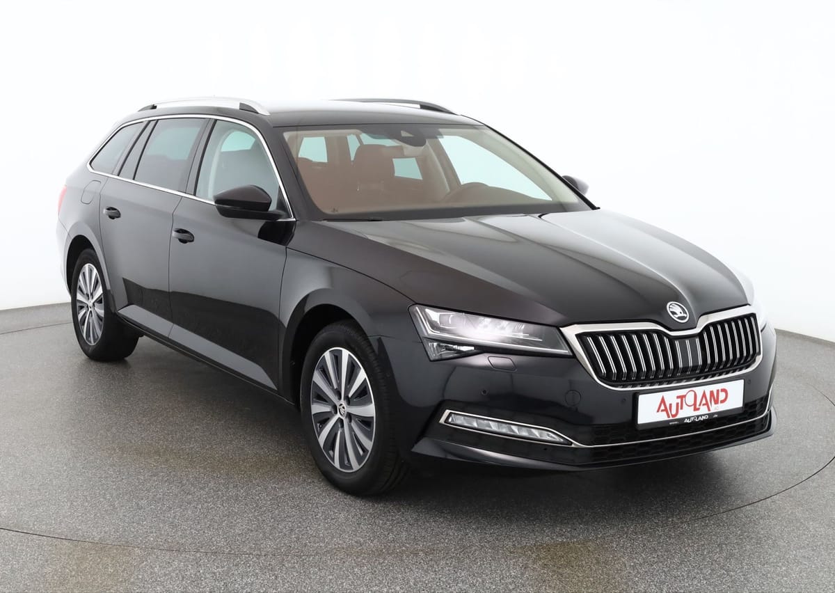 Skoda Superb Combi 2.0 TSI DSG Style LED Navi Kamera foto 7