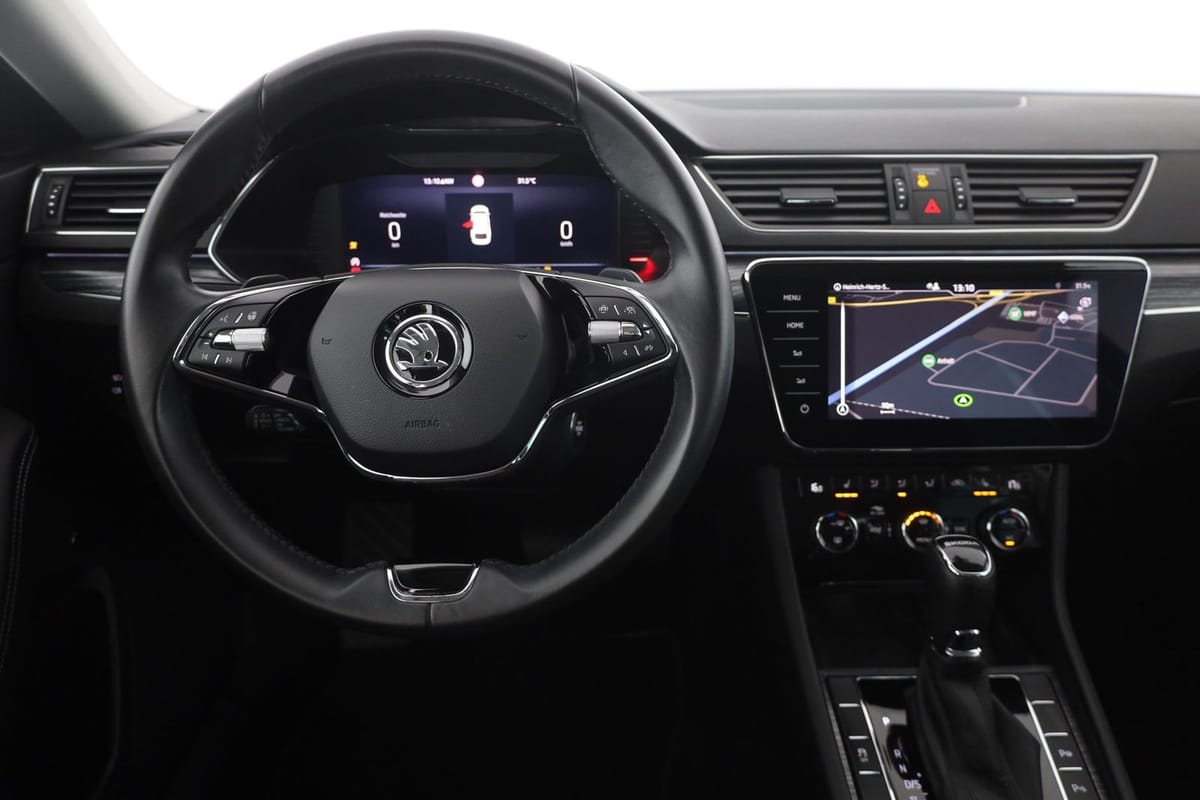 Skoda Superb Combi 2.0 TSI DSG Style LED Navi Kamera foto 10