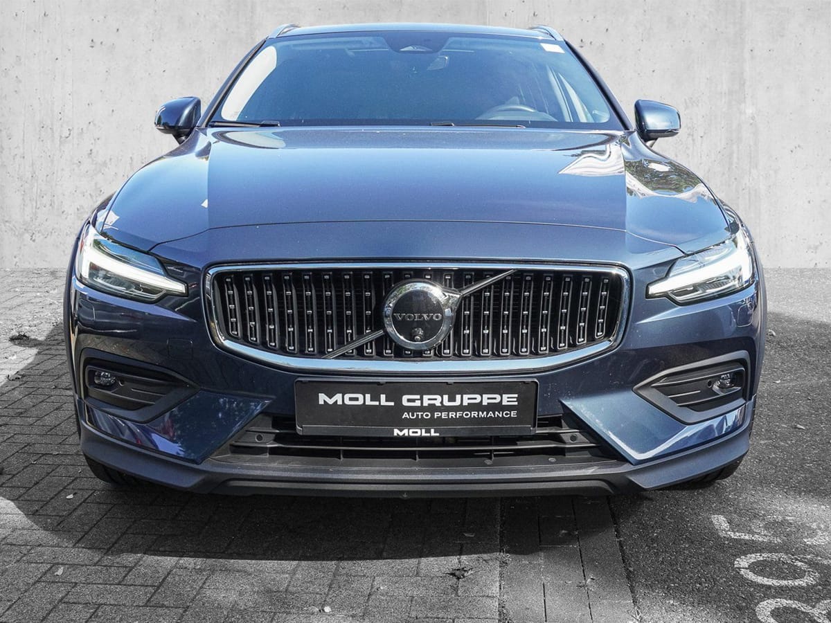 Volvo V60 Cross Country B4 D AWD Plus Bright PANO AHK foto 3