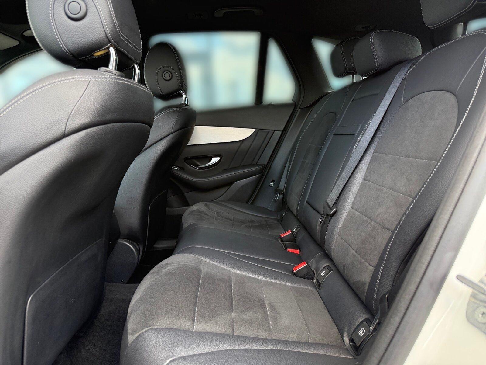 Mercedes-Benz GLC 250 d 4M *AMG*AHK*PANO*NAVI*TEMPOMAT*SHZ* foto 11