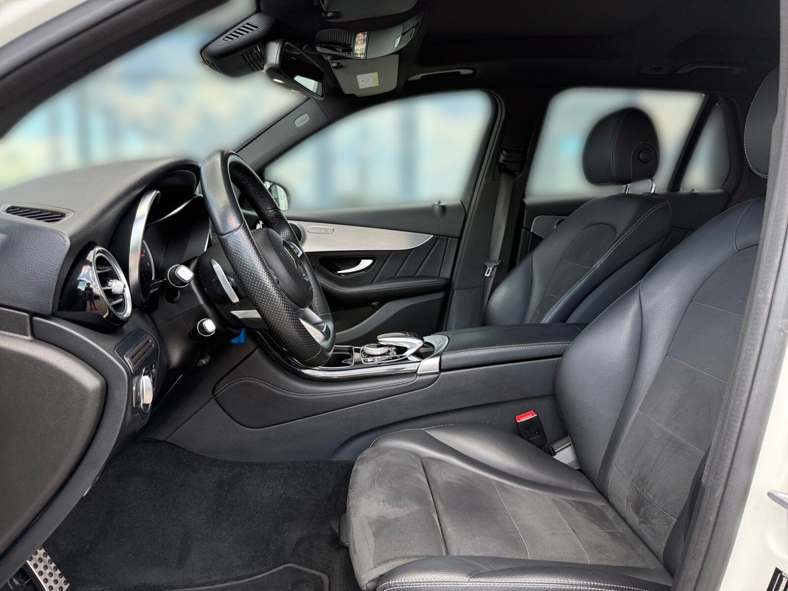 Mercedes-Benz GLC 250 d 4M *AMG*AHK*PANO*NAVI*TEMPOMAT*SHZ* foto 7