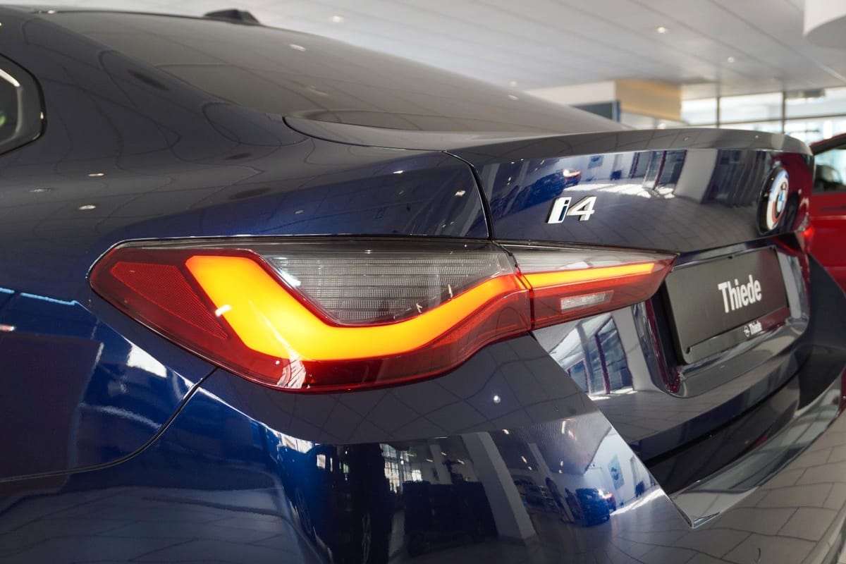 BMW i4 Gran Coupe 40 eDrive M-SPORT NAVI/LED/360°/SH foto 11